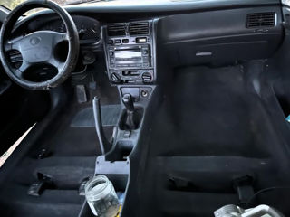 Toyota Carina foto 8