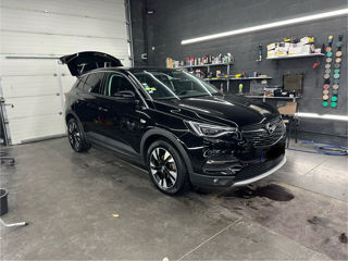 Opel Grandland X foto 2