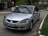 Mitsubishi Lancer foto 10