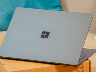 Microsoft Surface Laptop 2/ Core I5 8250U/ 8Gb Ram/ 256Gb SSD/ 13.5" PixelSense Touch!! foto 11