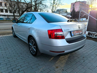 Skoda Octavia foto 5