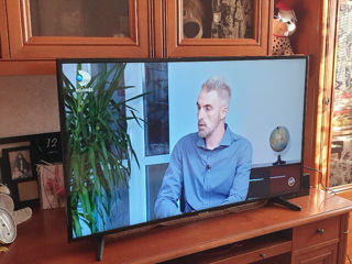 Vind televizor Samsung Smart -Led diagonala 110 cm stare excelentă ,funcțional . фото 1