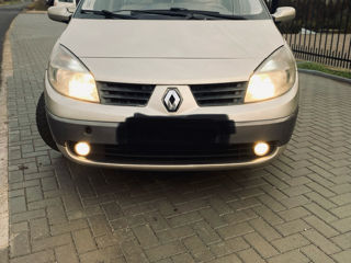 Renault Scenic foto 2