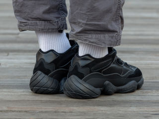 Adidas Yeezy Boost 500 Black foto 10