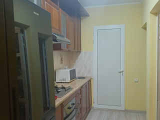 Apartament cu 2 camere, 44 m², Râșcani, Chișinău foto 2