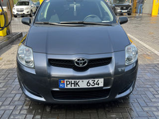 Toyota Auris foto 1