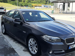 BMW 5 Series foto 1