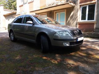 Skoda Octavia foto 1