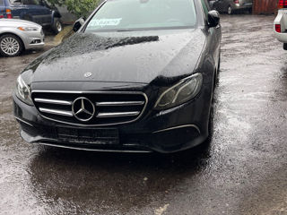 Mercedes E-Class foto 5