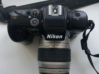 Vând Nikon n5005 pe peliculă