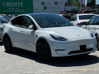 Tesla Model Y foto 4