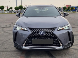 Lexus UX foto 2