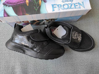 Новые кроссовки 24 р Frozen