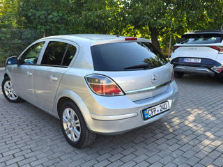 Opel Astra foto 9