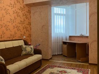 Apartament cu 2 camere, 62 m², Buiucani, Chișinău foto 4