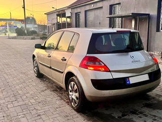 Renault Megane foto 3