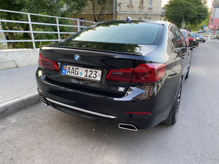 BMW 5 Series foto 4