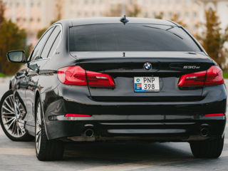 BMW 5 Series foto 4