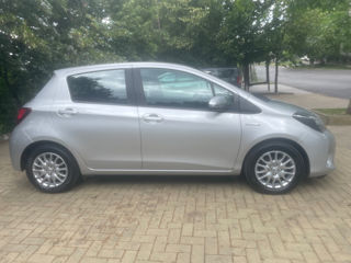 Toyota Yaris foto 3