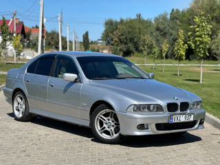 BMW 5 Series foto 2