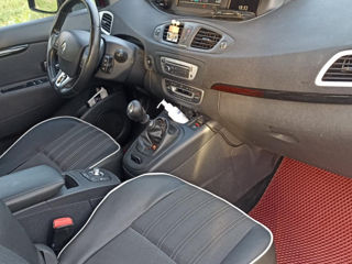 Renault Scenic foto 8