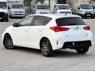 Toyota Auris foto 5