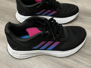 Продается кроссовки Adidas foto 3