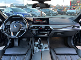 BMW 5 Series foto 8