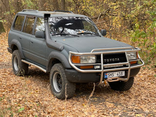 Toyota Land Cruiser foto 2