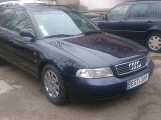 Audi A4 foto 2