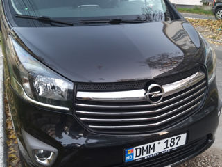 Opel Vivaro foto 4