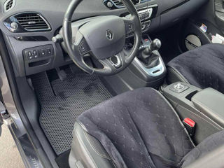 Renault Grand Scenic foto 6