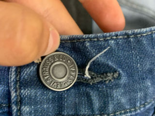 Blugi Levi’s  foto 2