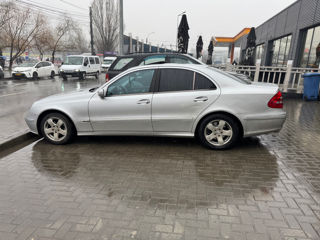 Mercedes E-Class foto 7