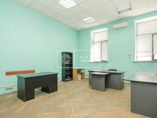 Vânzare, oficiu, 400 m.p., str. M. Eminescu, intrare separată, 500000€ foto 13