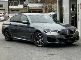 BMW 5 Series foto 4