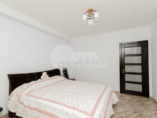 Apartament cu 3 camere, 73 m², Buiucani, Chișinău foto 2