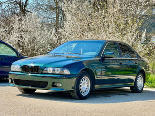 BMW 5 Series foto 6