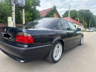 BMW 7 Series foto 5