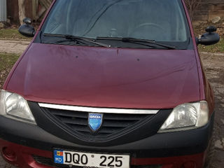 Dacia Logan foto 2