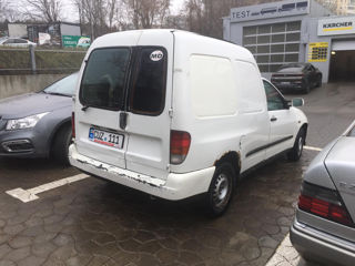 Volkswagen Caddy foto 2