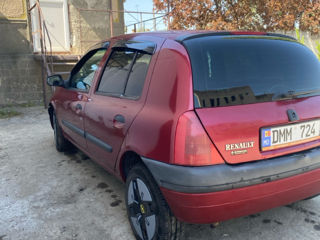 Renault Clio фото 3
