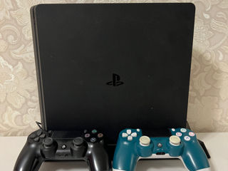 Продам PS4 slim 1 Tb 2 джойстика, 10 дисков foto 3