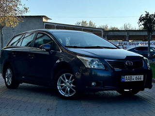 Toyota Avensis foto 3