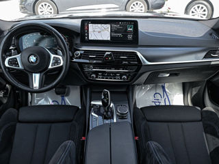 BMW 5 Series foto 6