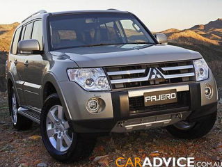 Mitsubishi Pajero Piese запчасти разборка 2008 3.2d foto 5