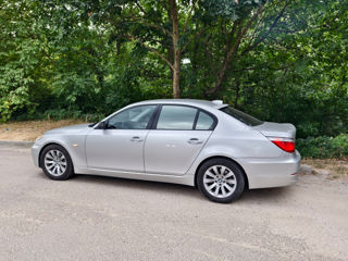 BMW 5 Series foto 3