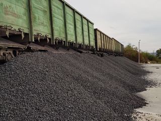 Cărbune în vrac 25 tone de la 5000 lei/tonă Уголь навалом 25 тонн от 5000 лей/тонна foto 1