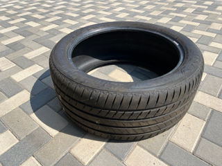 Bridgestone Alenza 001 RunFlat 275/40R20 Tire foto 4