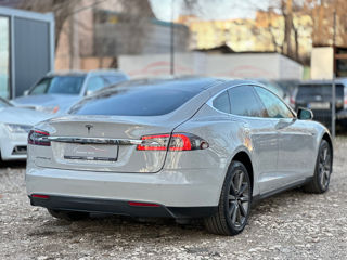 Tesla Model S foto 7